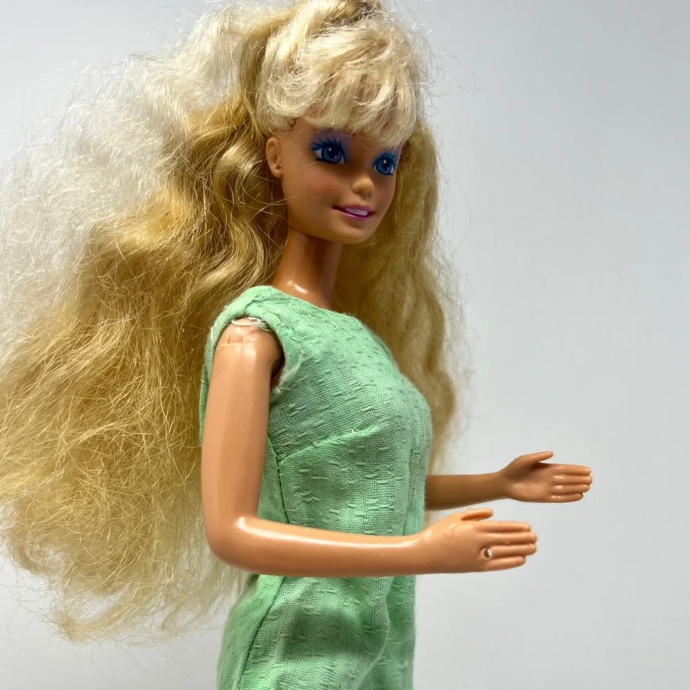 Mattel Barbie Doll 11.5‎ Inch Blonde Green Jumpsuit Gold Shoes 1966 Body 1980s